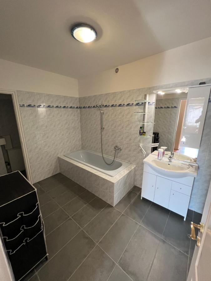 Ferienwohnung Voeroesmarty Deluxe Vendeghaz Kaposvár Exterior foto